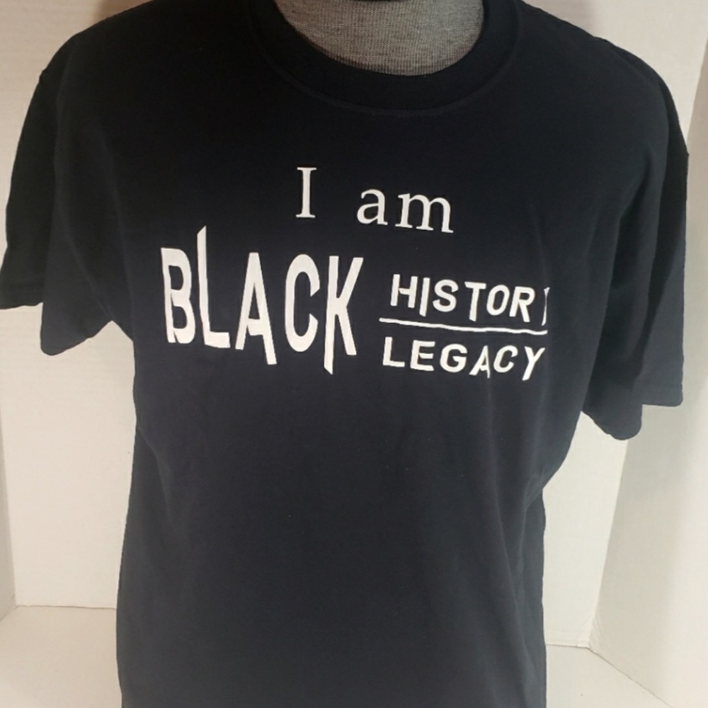 NWOT Men's I am Black History T-shirt